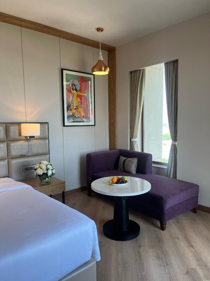 Ramada Encore By Wyndham Amritsar Airport Dış mekan fotoğraf