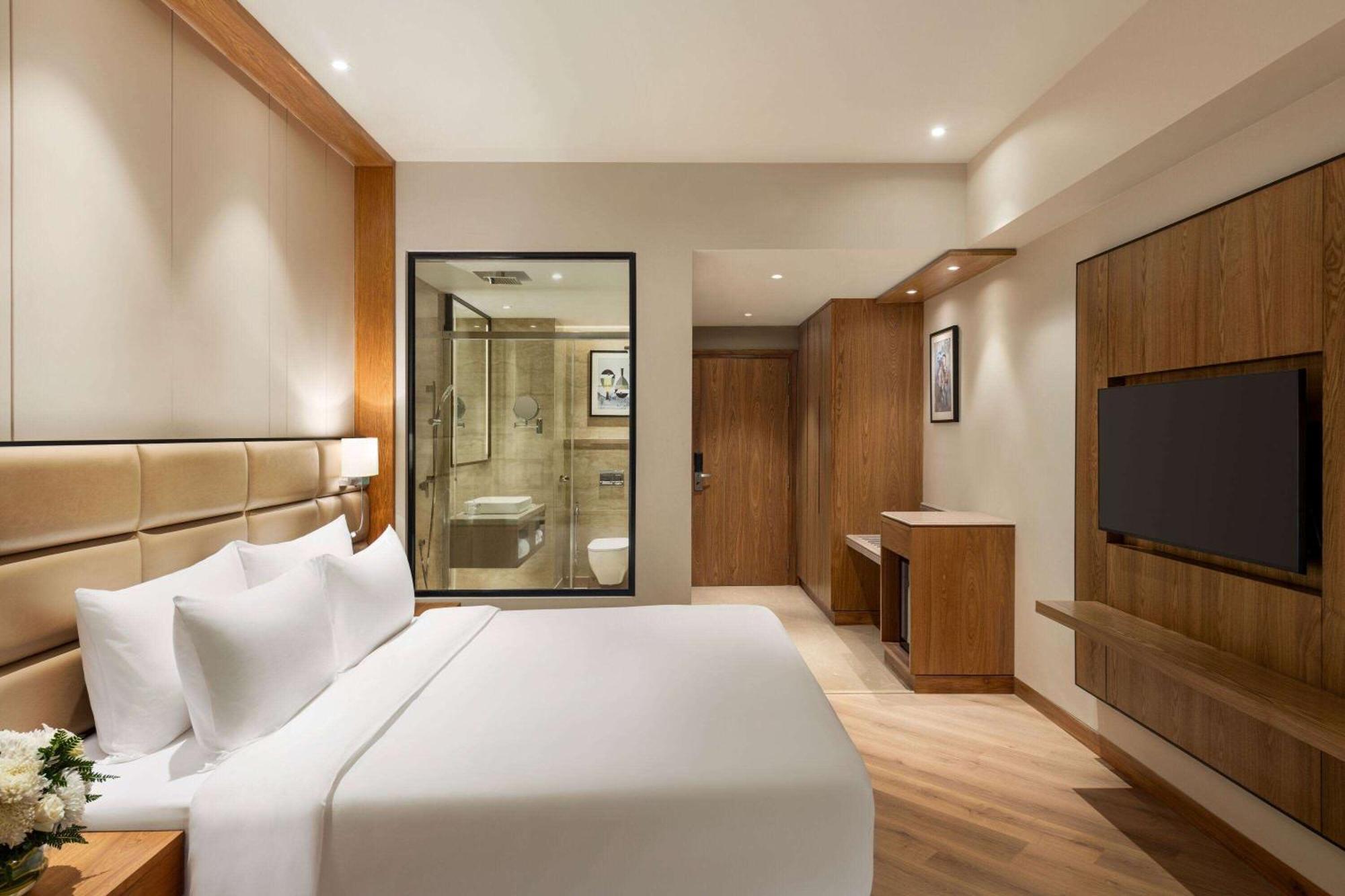 Ramada Encore By Wyndham Amritsar Airport Dış mekan fotoğraf